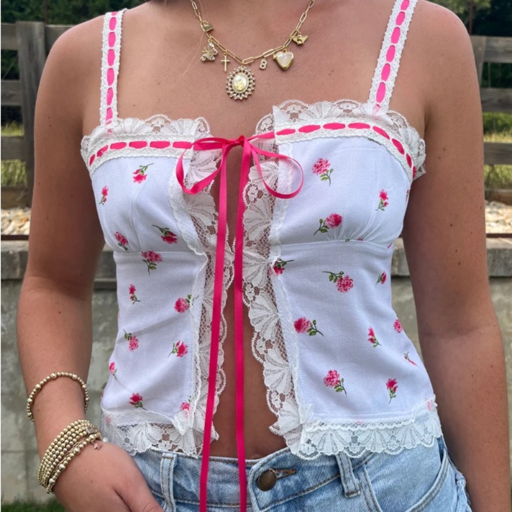 White with Pink floral print Sky to Moon top with open front size small